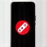 Telefon mit Notrufsymbol